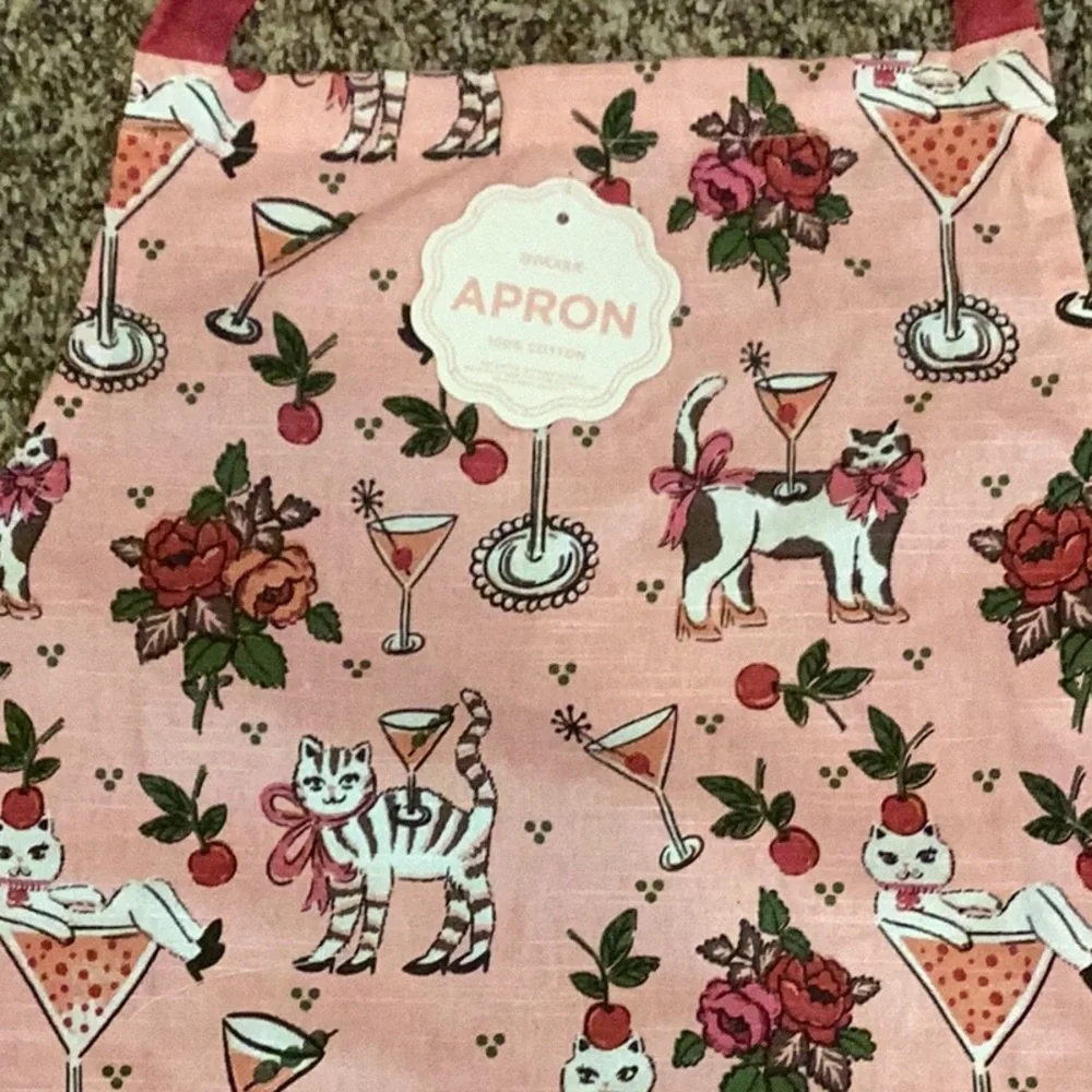 Kitchen Apron with Cats & Cocktails motif